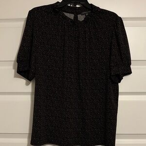 Adrianna Papell Black Short-Sleeve Blouse with Tiny Dot Print
